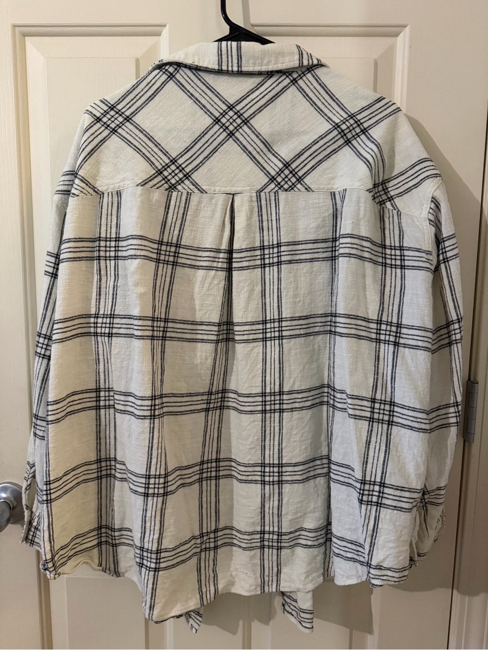 Maurices Black and White Plaid Button-Up Shirt - Picture 4 of 4